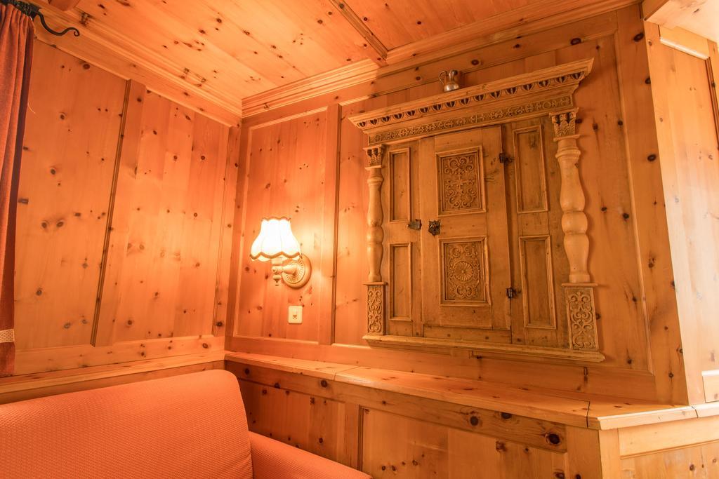 Haus Am Brunnen Apartment Samnaun Ngoại thất bức ảnh
